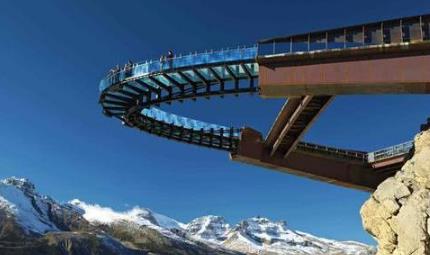 世界七座奇特大橋排名,長沙“中國結(jié)”步行橋此起彼伏