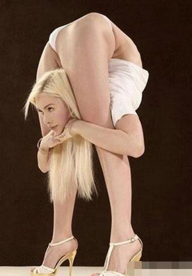 世界上5個身體最軟的人排名,印度男子能從從網球拍穿越!