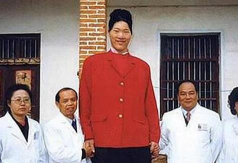 中國十大高人排名,趙亮2.46米號稱中國第一高