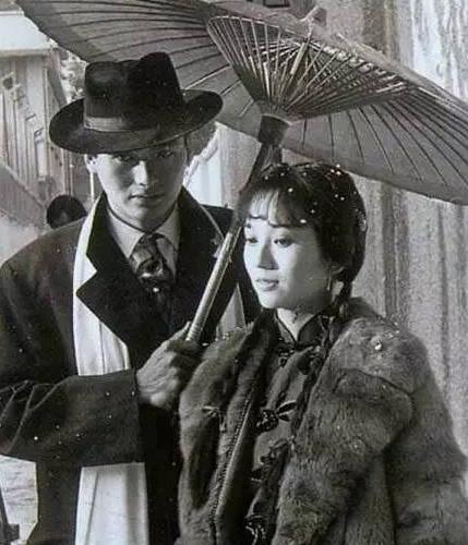 中國史上收視率最高的十部電視劇排名,《敵營十八年》第一!