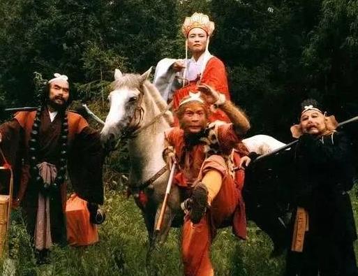 中國史上收視率最高的十部電視劇排名,《敵營十八年》第一!