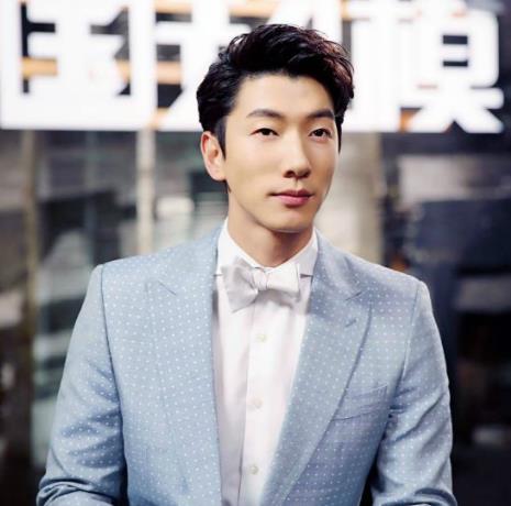 中國十大身材最好的男模特排名,張亮第一,趙磊第二