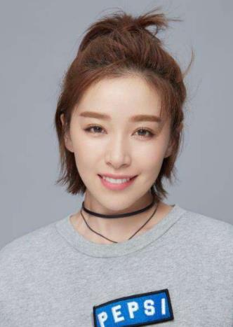 中國最美十大滿族女明星排名,胡因夢第一,關曉彤第二