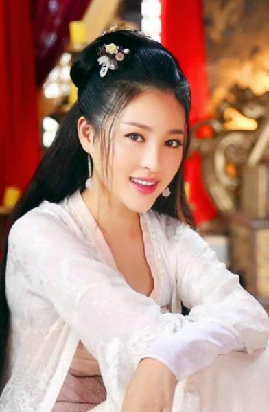 安徽十大美女明星排行榜,趙薇主演《港囧》獲16.13億票房