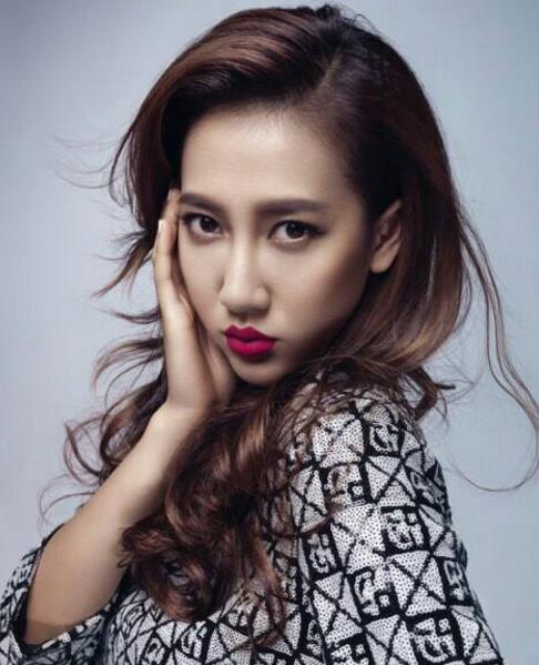 廣西十大美女明星排名,王鷗因《偽裝者》成名,張儷被愛(ài)奇藝封獎(jiǎng)