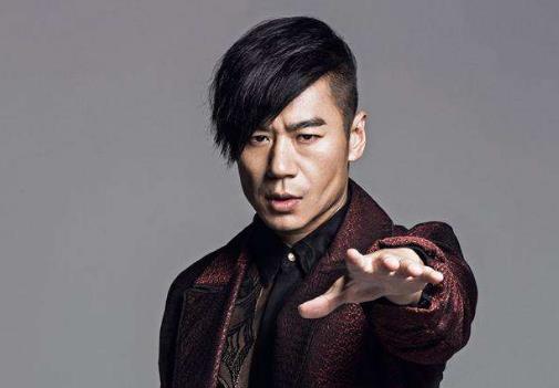 新疆十大帥哥明星排行榜,老戲骨陳建斌的作品你一定看過