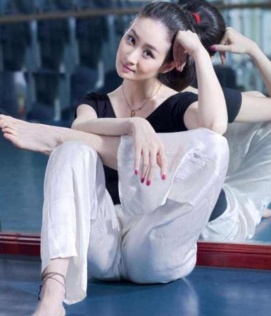 天津十大美女明星排名,童星出生的宋祖兒從小美到大