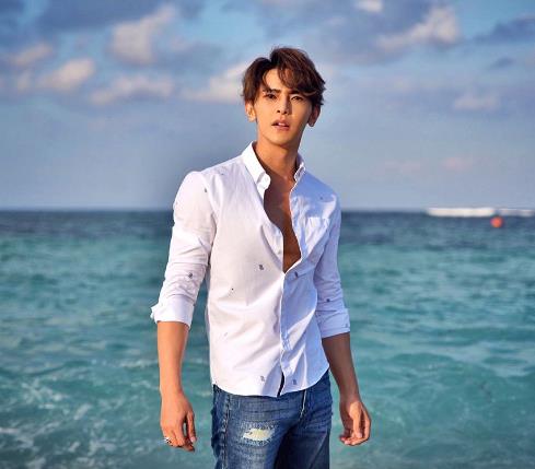 中國娛樂圈十大肌肉帥哥排名,吳彥祖、彭于晏有顏身材還很棒!