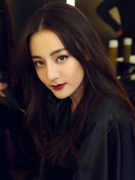 新疆十大美女明星排行榜,迪麗熱巴、佟麗婭都很有異域風情