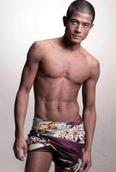 中國娛樂圈十大肌肉帥哥排名,吳彥祖、彭于晏有顏身材還很棒!