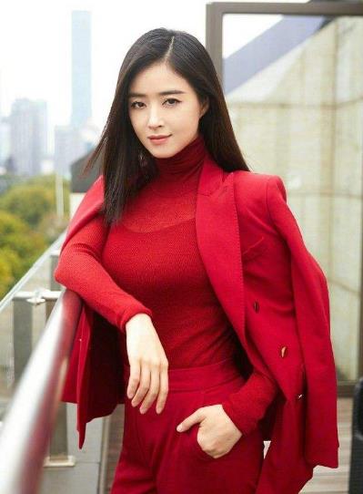 新疆十大美女明星排行榜,迪麗熱巴、佟麗婭都很有異域風情