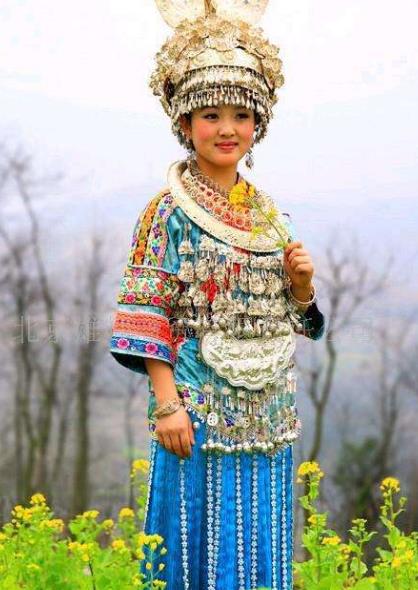 中國十大最美民族服飾排行榜,藏族服飾獨特又華麗