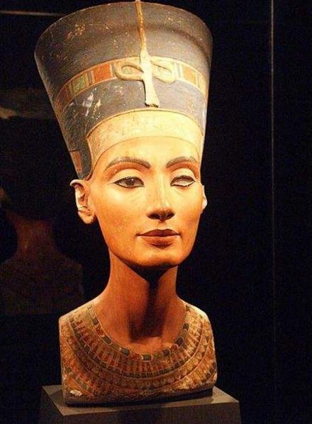 世界十大著名雕塑作品排行榜,思想者體現了羅丹雕塑藝術的特征