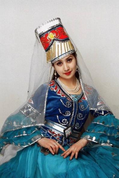 中國十大最美民族服飾排行榜,藏族服飾獨特又華麗