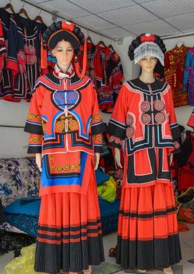 中國十大最美民族服飾排行榜,藏族服飾獨特又華麗