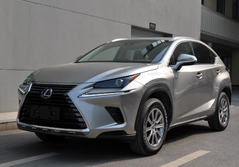 30萬左右的suv車排行榜,奧迪Q5舒適性高,豐田普拉多動力性好