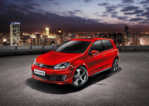 十大動力性能最好的小鋼炮車型排名,奔馳A45 AMG可輸出360馬力