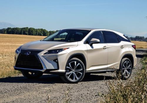 30萬左右的suv車排行榜,奧迪Q5舒適性高,豐田普拉多動力性好