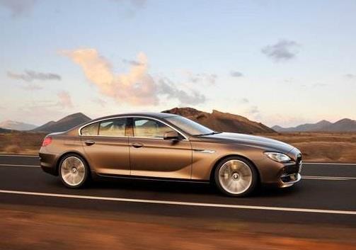 十大熱門敞篷跑車排行榜,保時捷911是后置引擎跑車的代表