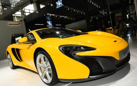 十大熱門敞篷跑車排行榜,保時捷911是后置引擎跑車的代表