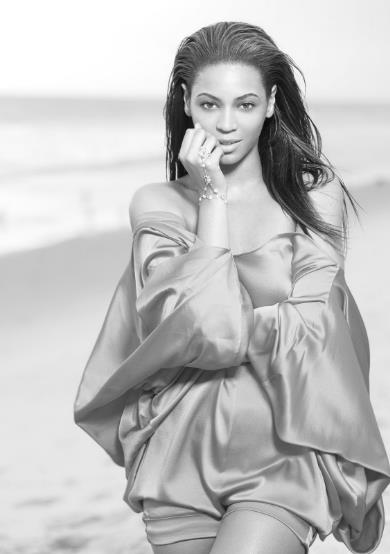 美國十大性感美臀女明星排名,詹妮弗·勞倫斯前凸后翹還很美