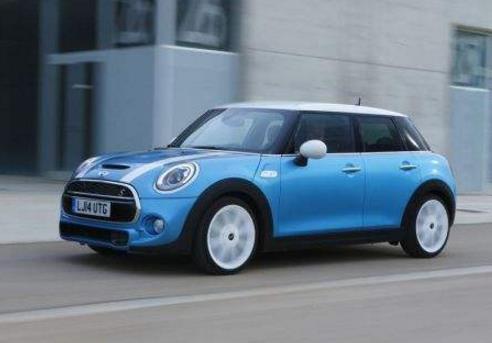 適合職場(chǎng)女白領(lǐng)開(kāi)的十款車排名,經(jīng)典MINI五門版有最佳安全技術(shù)
