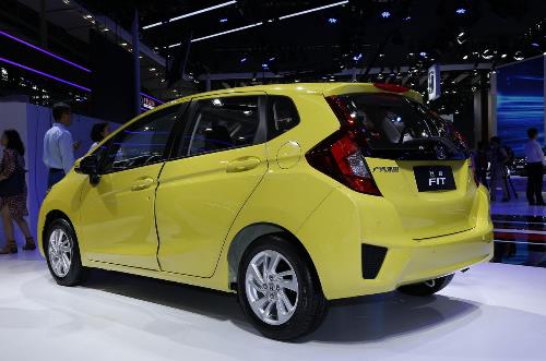 適合職場(chǎng)女白領(lǐng)開(kāi)的十款車排名,經(jīng)典MINI五門版有最佳安全技術(shù)