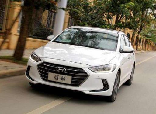 十款15萬左右最省油轎車排行榜,標致308S安全性能很高