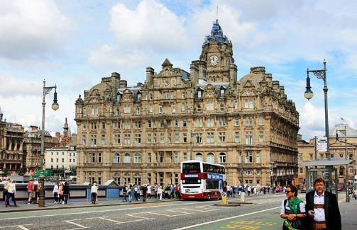 世界十大出口國家排行榜,中國出口金額高達(dá)1.9萬億美元