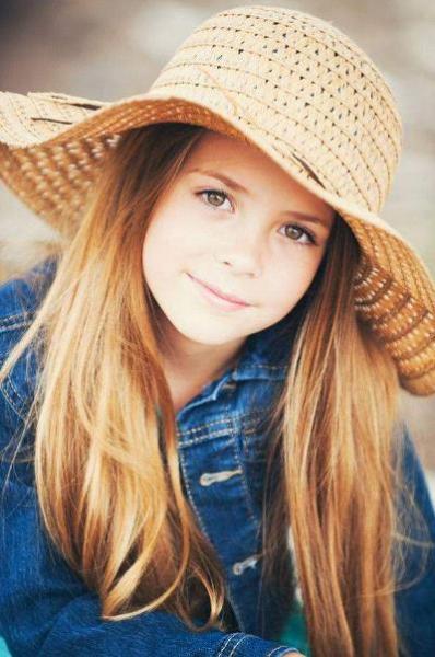 世界十大童模排行榜,克里斯廷娜·碧曼諾娃簡直是神仙顏值