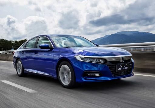 十款2.5-4.0L排量汽車排行榜,豐田普拉多、豐田漢蘭達口碑都很好