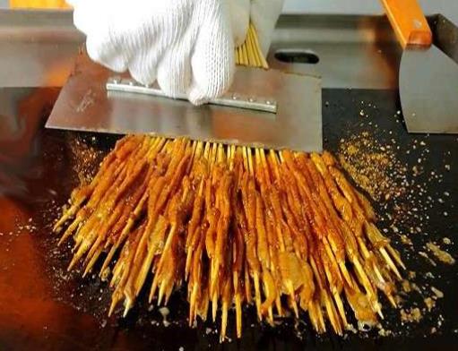 烤鴨腸加盟十大品牌排名,鴨來噠烤鴨腸是高性價比好店