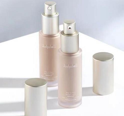 適合學生用的十款平價粉底液排名,露華濃粉底液24小時不脫妝!