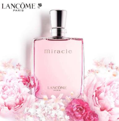 10款最具魅惑力的香水排名,香奈兒5號、YSL黑鴉片最受歡迎