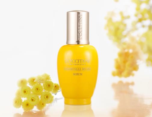 8款好用的精華液排行榜,赫蓮娜綠寶瓶精華露細(xì)膩度很好