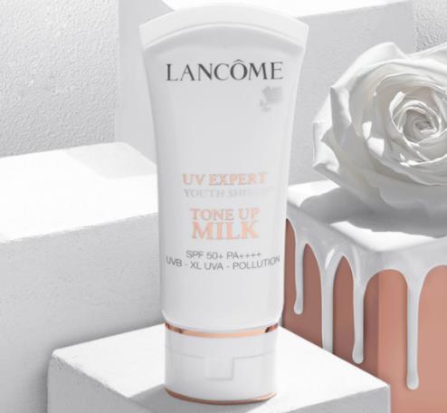 5款好用的蘭蔻隔離霜排名,蘭蔻空氣輕墊修顏隔離乳很滋潤