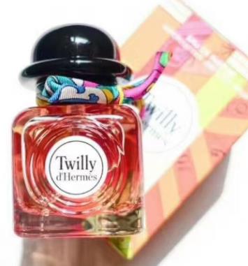 2019最火的香水排名,YSL圣羅蘭反轉巴黎女士香水很暢銷