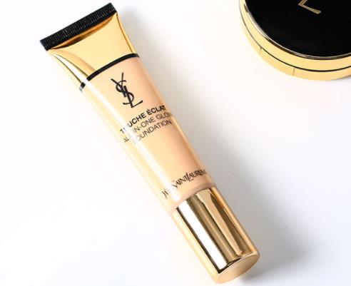 7款圣羅蘭粉底液排名,圣羅蘭明彩無瑕墨水粉底能平衡肌膚