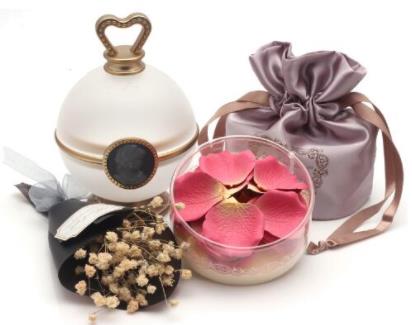 世界十大奢侈品彩妝,蘿卜丁口紅、阿瑪尼黑鑰匙素顏霜很貴婦