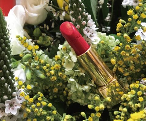 香奈兒口紅十大必買色號排名,香奈兒絲絨炫亮口紅58、57顏色都很好