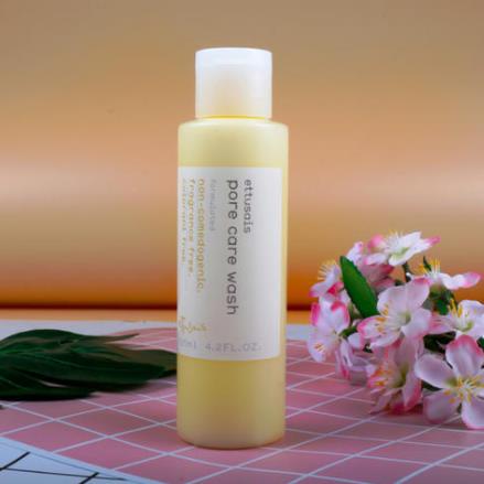 十大美白祛斑護(hù)膚品排名,艾杜紗靚白調(diào)理水很滋潤(rùn)