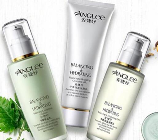 水油平衡套裝護(hù)膚品排名,碧研菲清爽控油緊膚兩件套改善肌膚