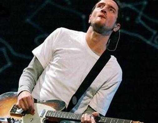 世界十大吉他手排名,吉米·亨德里克斯、喬·塞奇尼非常有影響力