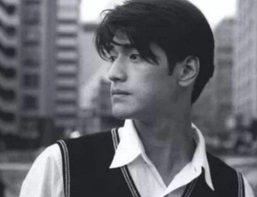 香港十大顏值男神排名,周潤發、張國榮是萬千少女的夢中情人