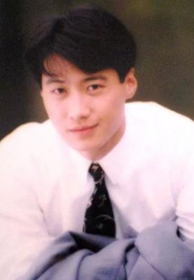 香港十大顏值男神排名,周潤發、張國榮是萬千少女的夢中情人