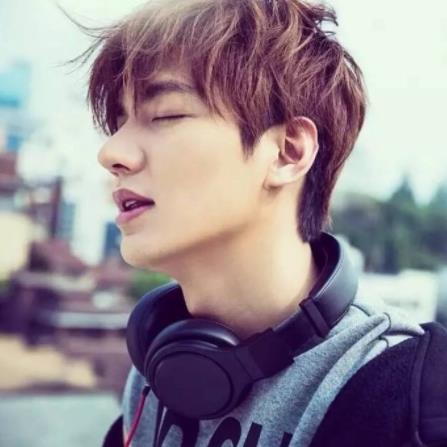 十大人氣最高的韓國男星排名,金秀賢、李敏鎬的人氣都很高