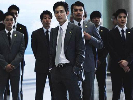 十大懸疑動作電影排名,《諜影重重》《心理游戲》燒腦又刺激