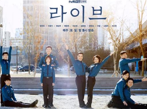 9.0分以上的韓劇排名,請(qǐng)回答1988、搞笑一家人都是熱播韓劇