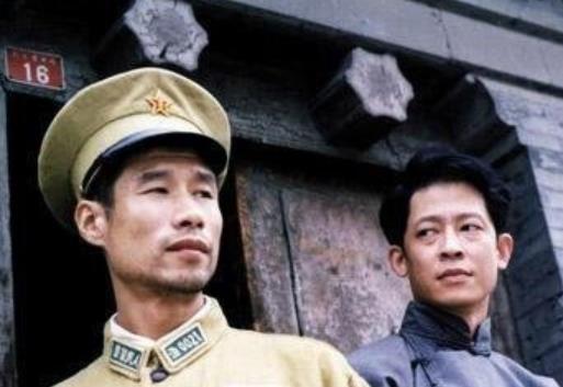 十大諜戰(zhàn)劇排行榜,潛伏、無悔追蹤的收視率都很高