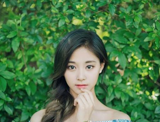 南韓四大神顏排名,irene、允兒、李泰容紛紛上榜